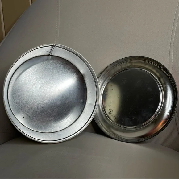 Vintage Butterfly Floral Round Tin Multicolor Victorian Design 7in X 4in - Picture 5 of 5